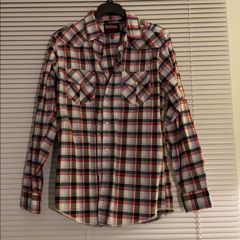 No retreat dress shirt L
